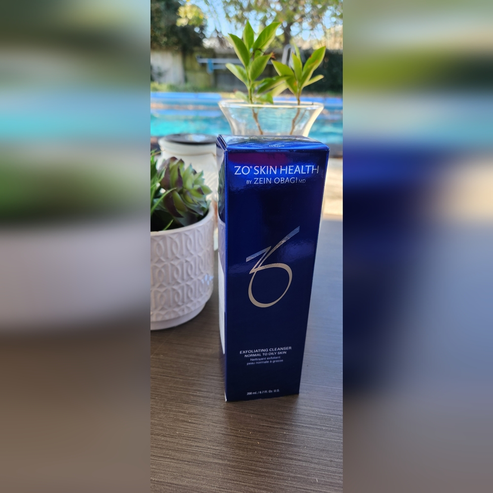 ZO Skin Health Exfoliating Cleanser Normal to Oily Skin